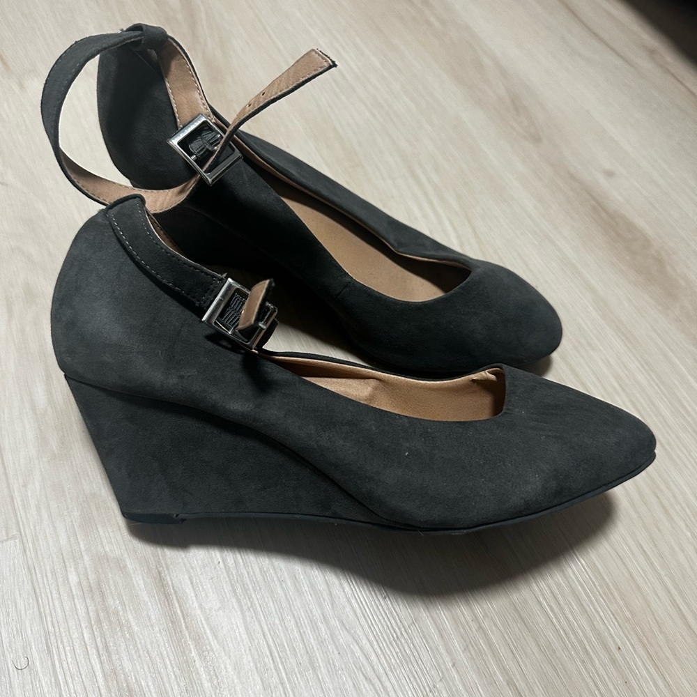 Olive Green Wedge Heels with Ankle Strap